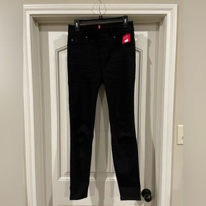 NEW - Spanx black skinny jean (Size Small Tall)